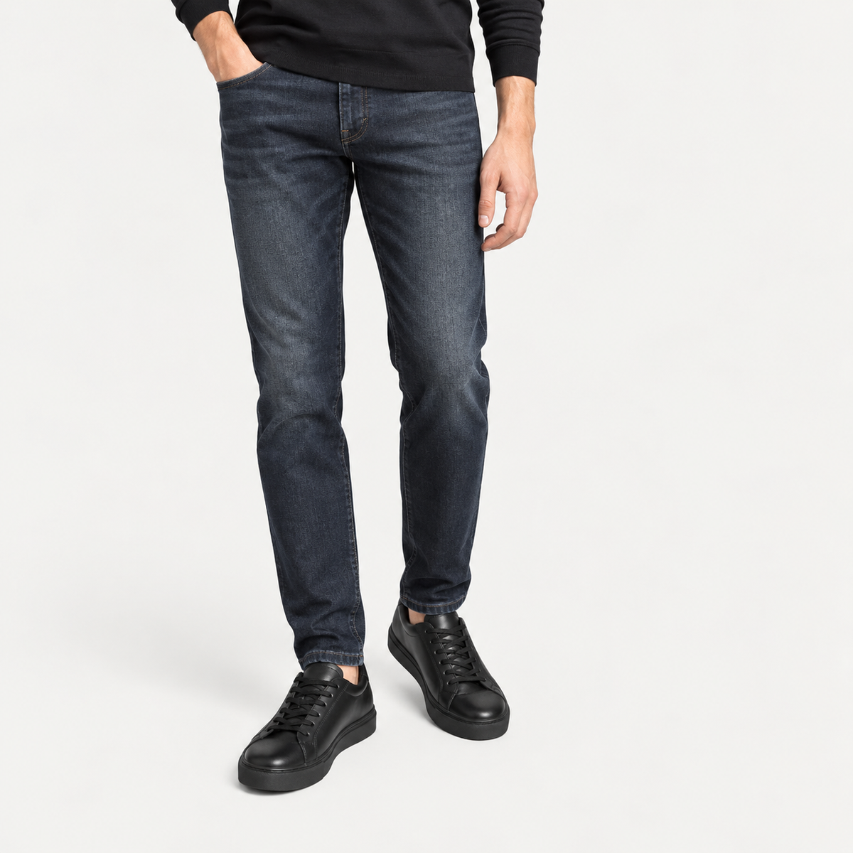 Ashgrove Versatile All Black